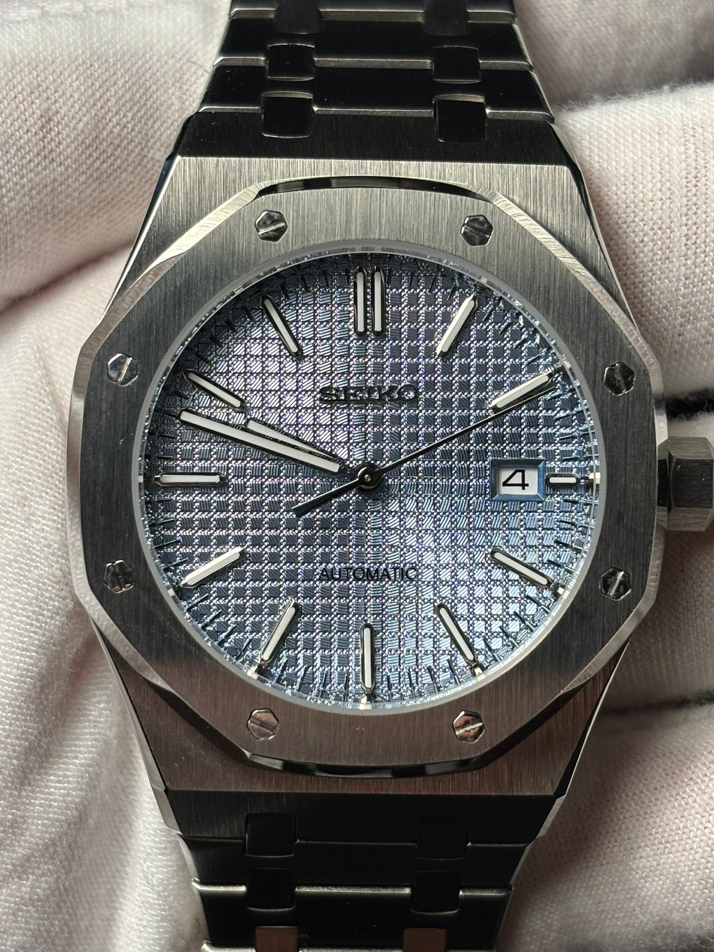 Seiko mod | Royal Oak Bleue clair